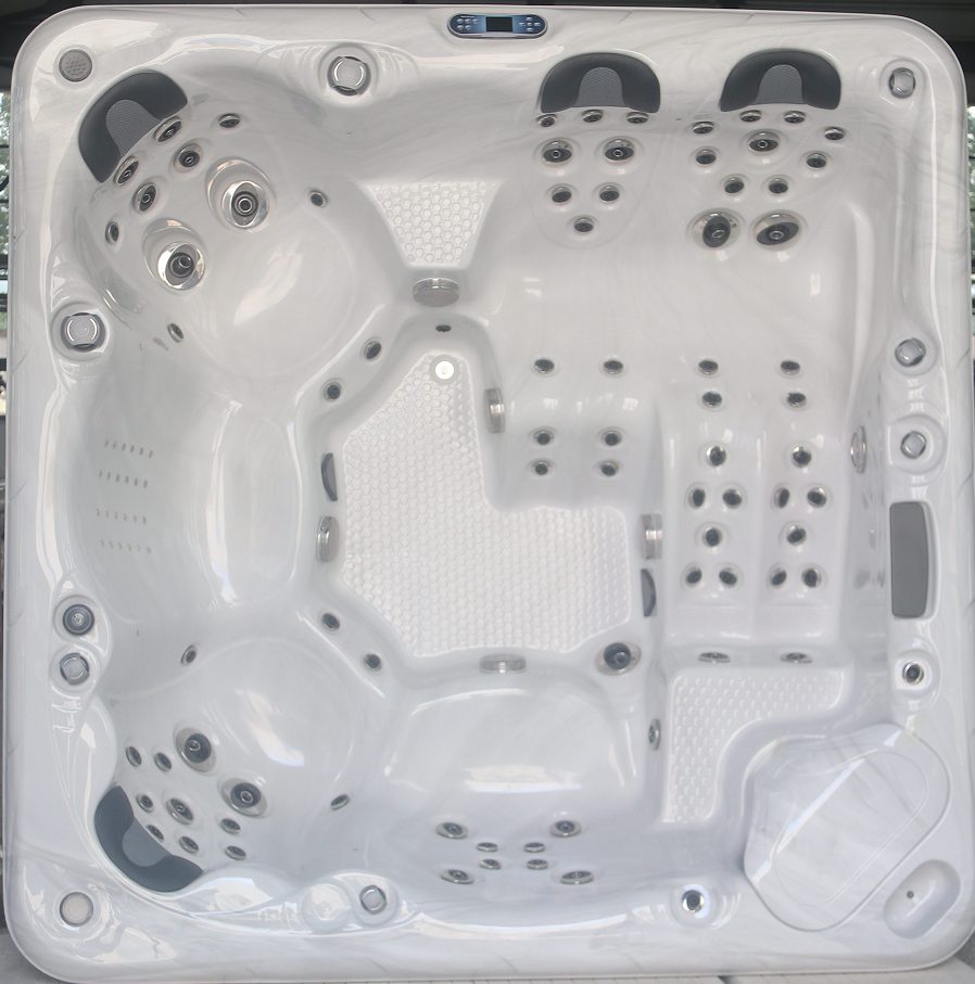 HydroSerene spa hot tub - 7-8 seats