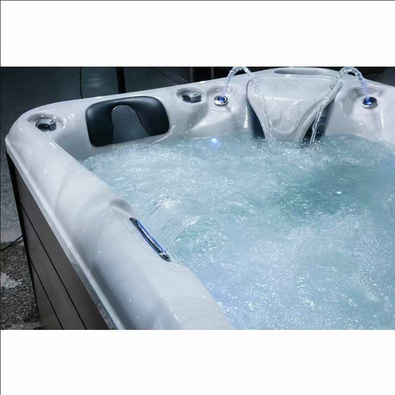 DIRECTFLOW jets running in a HydroSerene hot tub